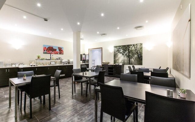 Chesterfield Hotel
