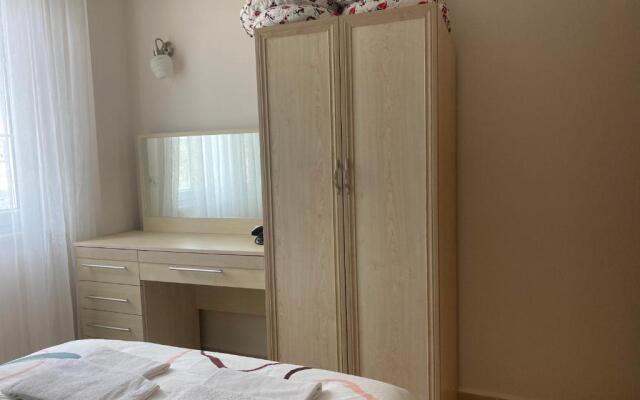 Mariner Apartment