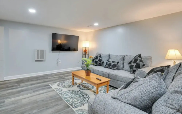 Deck & Grill: Convenient Home in Hummelstown