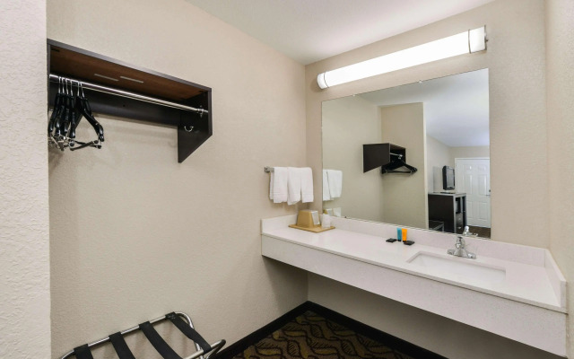 Americas Best Value Inn Pasadena Houston
