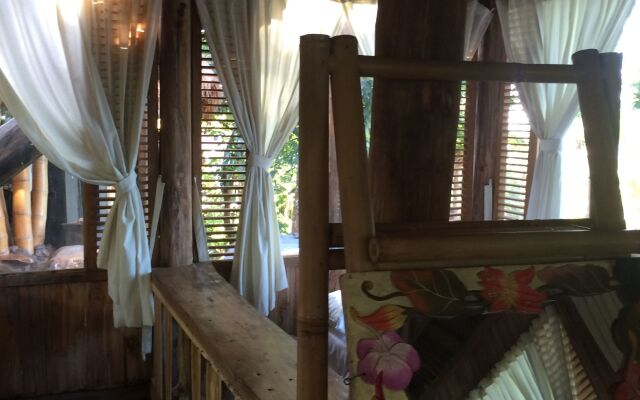 Omunity Bali