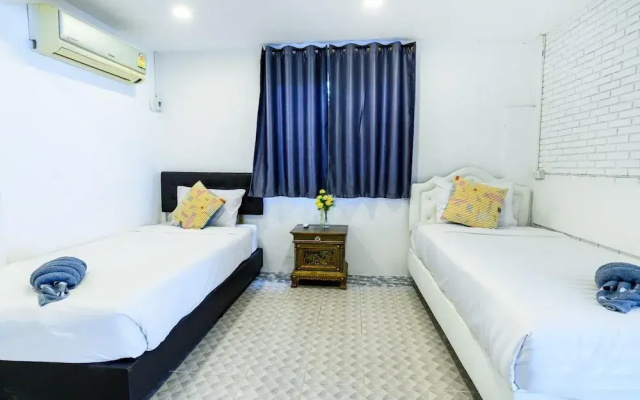 Cozy 6BR Pool Villa Close to Beach CP6