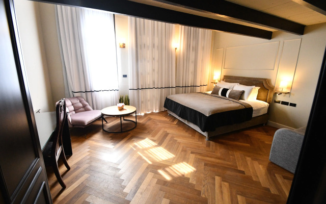 Jaffa King Gallery Boutique Hotel