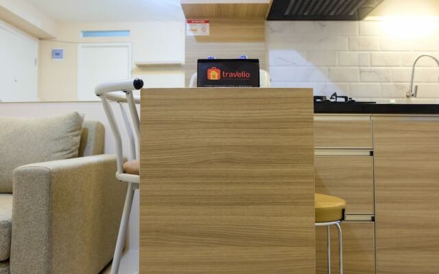 Clean 2BR Bassura City Apartment