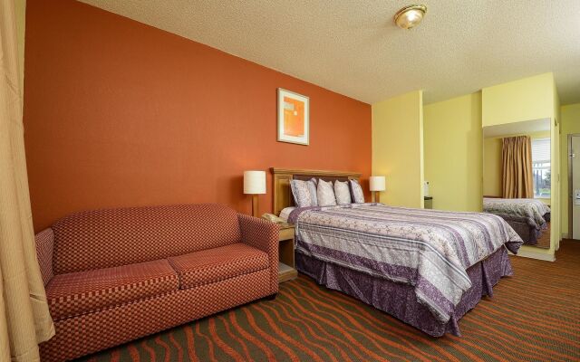 Travelodge by Wyndham Winter Haven