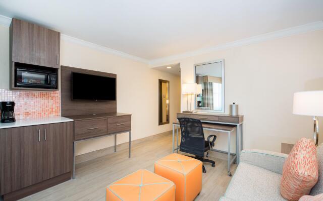 Holiday Inn Express & Suites Nassau by IHG