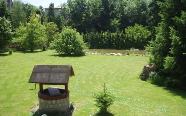 Red Travel Apartment