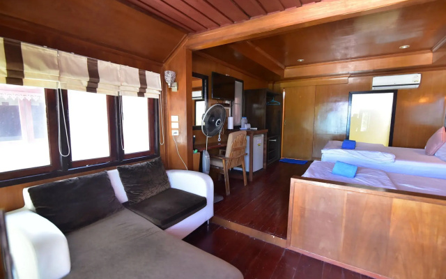 Lipe Power Beach Resort