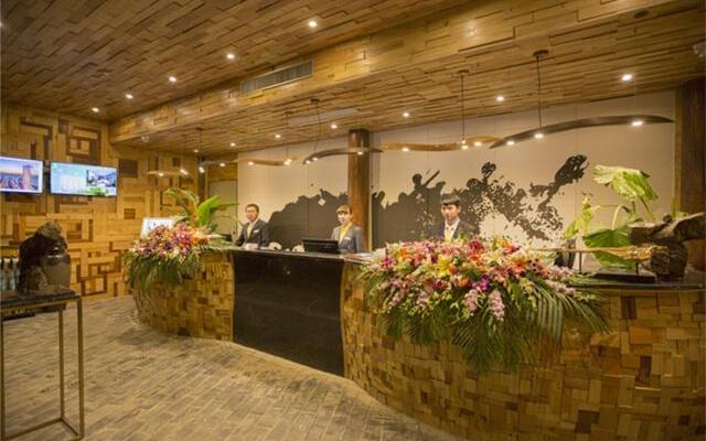 Immersing Hotel & Resorts Old Town of Lijiang