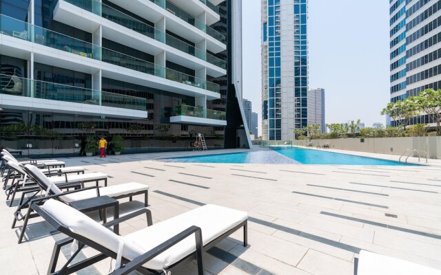 GLOBALSTAY. New Marquise Square Building in Business Bay