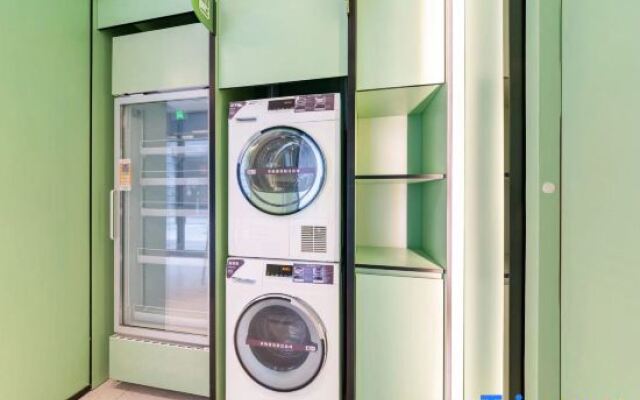 Zhuhui Hotel (Yancheng West Ring Road Wanda Plaza)