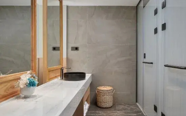 The Fogang Tolanno Hot-Spring Resort