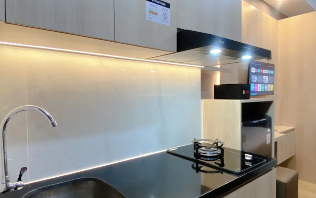 Serene And Tidy Studio Apartment Transpark Juanda Bekasi Timur