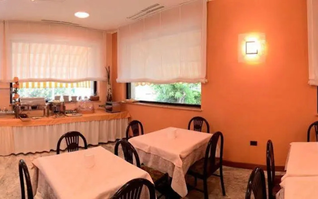 Green Park Hotel