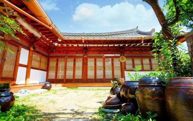 Jeonju Dalbithyang Pension