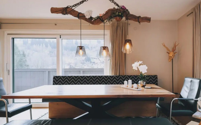 Kohlis Alpine Home by we rent