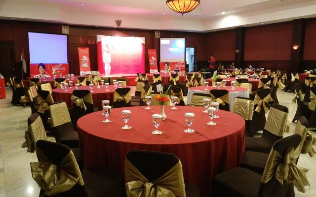 Bali World Hotel