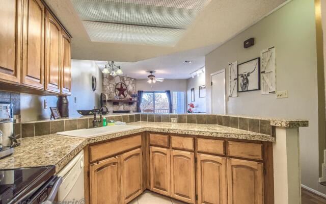 Seele Street River Retreat SS B11