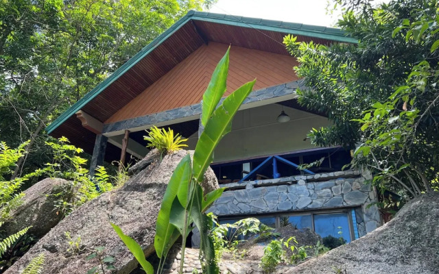 Kawarin Secret Hut Hotel and Resort
