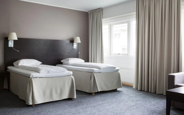 Comfort Hotel Victoria Floro, Markegata 43, 6900, Norway