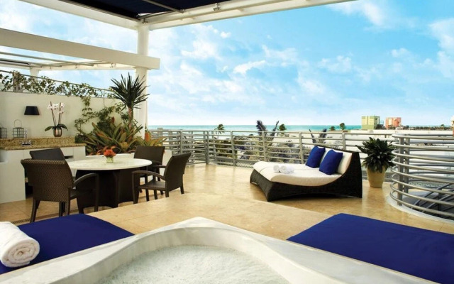 Apartment At De Soleil Hotel On Ocean Drive