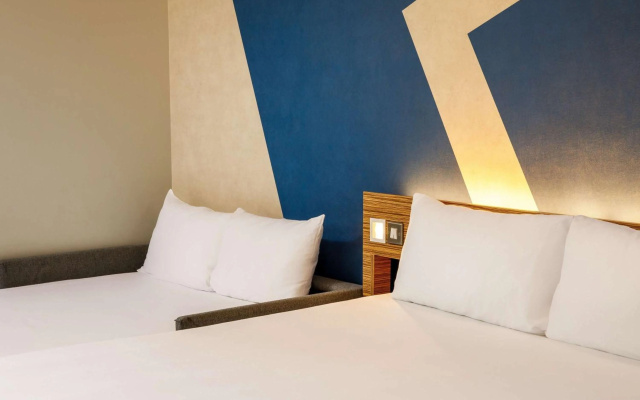Ibis budget London Heathrow Central - Image 6