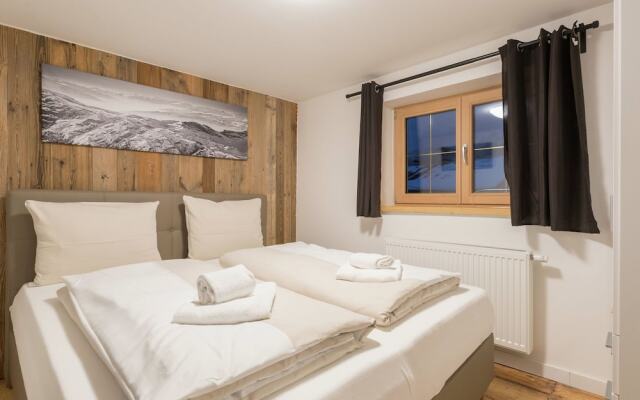 Appealing Chalet in Hopfgarten in Brixental with Sauna