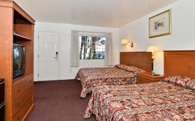 Sandpiper Lodge - Merced