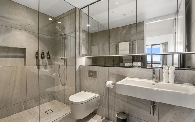 Chic contemporary in Wynyard Quarter