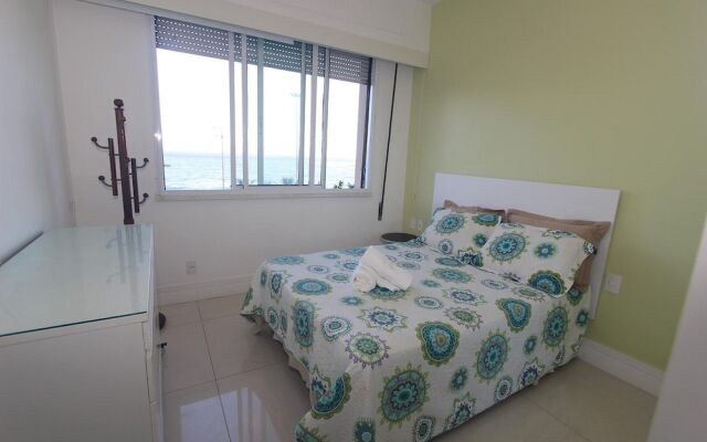 LinkHouse BeachFront Copacabana