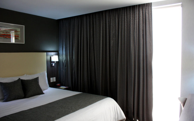 Hotel Casa Inn Galerias