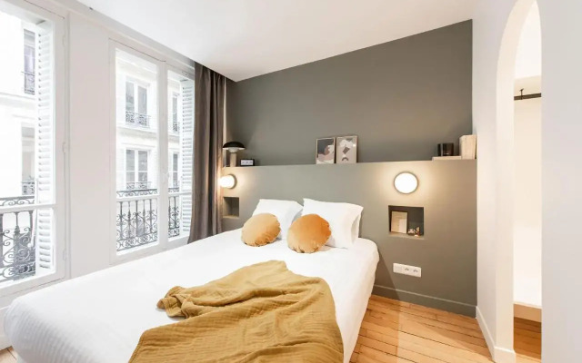 Central and renovated Parisian apartment, 6-7 guests