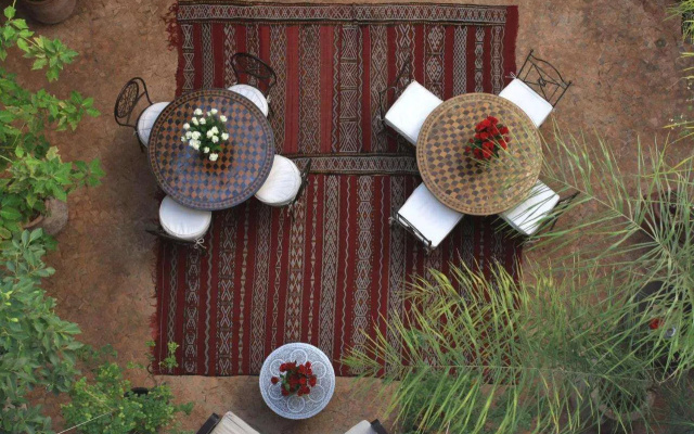 Riad Mur Akush