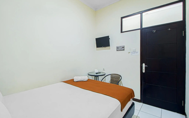 Bantal Guling Alun-Alun Bandung