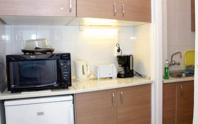 Arriva Balcony Studio