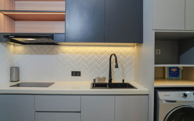 Urban Grey 1Br At Sudirman Suites Apartment