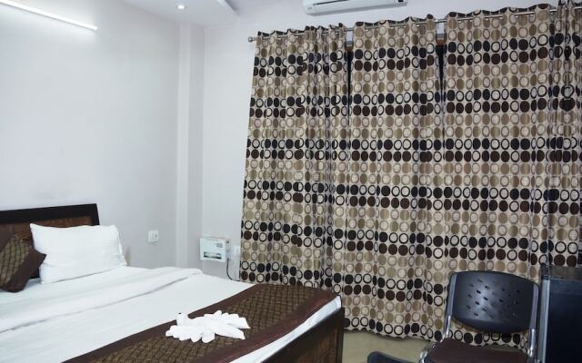 Maxfort Hospital Apartment