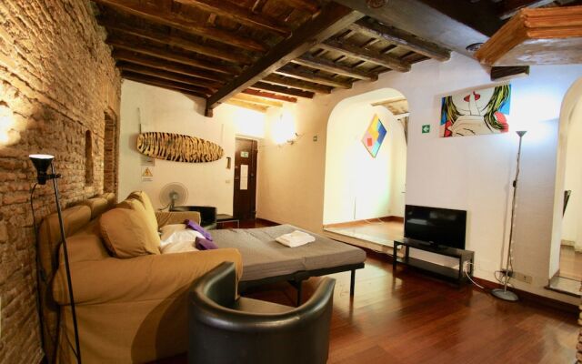 Travel & Stay - Luce