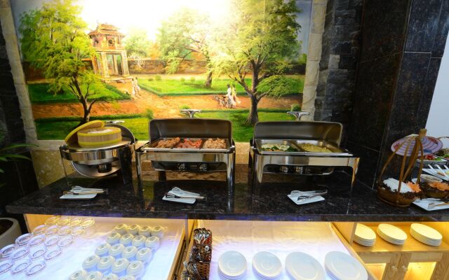 Blue Hanoi Inn City Hotel