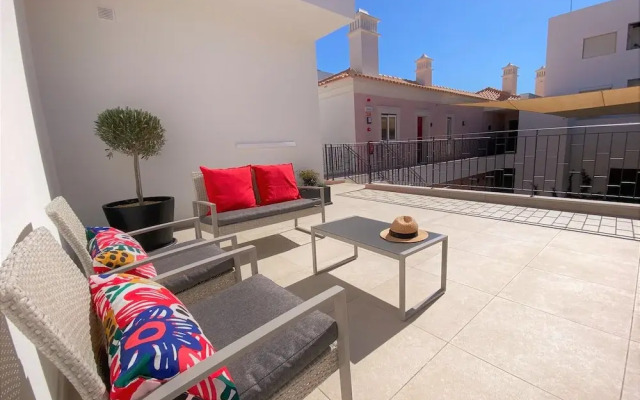 Cardeal Suites & Apartments
