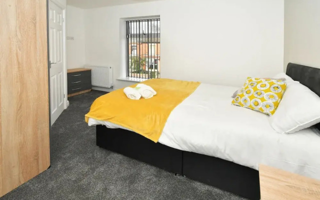 Townhouse@ 147 Westminster Street Crewe