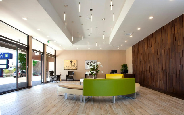 Redac Gateway Hotel In Torrance