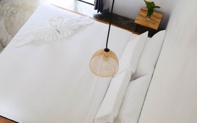Bed L Villa