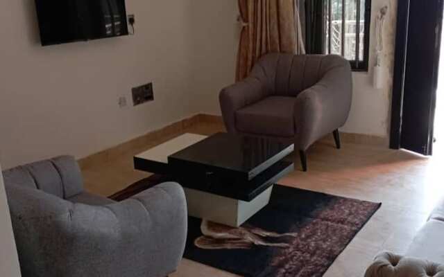 Remarkable 2-bed Apartment in Asaba