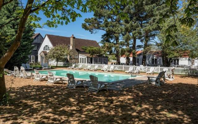 Rosetti House / 6-bed Home on Osea Island, Essex