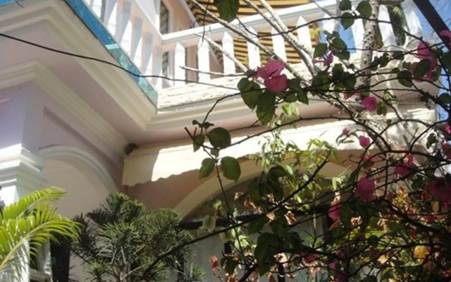 EOcambo Villa