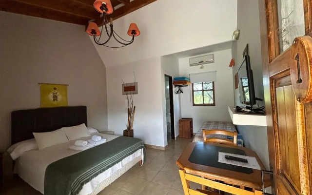 Hosteria Manantial de Carpintería