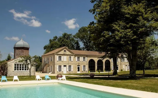 Château de Trouhans - Hôtel