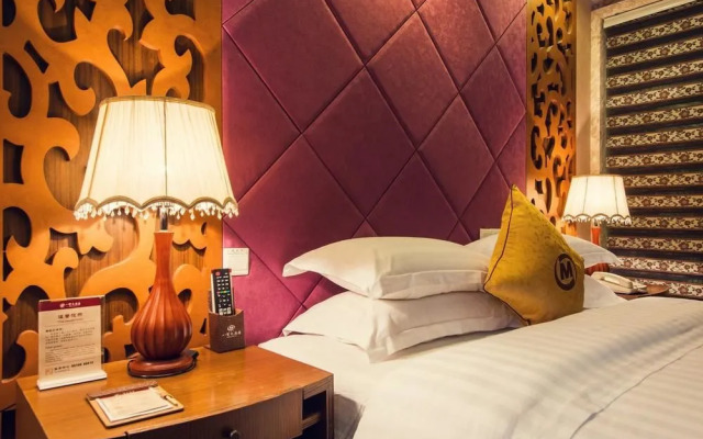 Chengdu Babao Grand Hotel