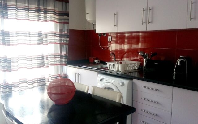 Apartment with One Bedroom in Nazaré, with Wonderful Sea View And Wifi - 2 Km From the Beach